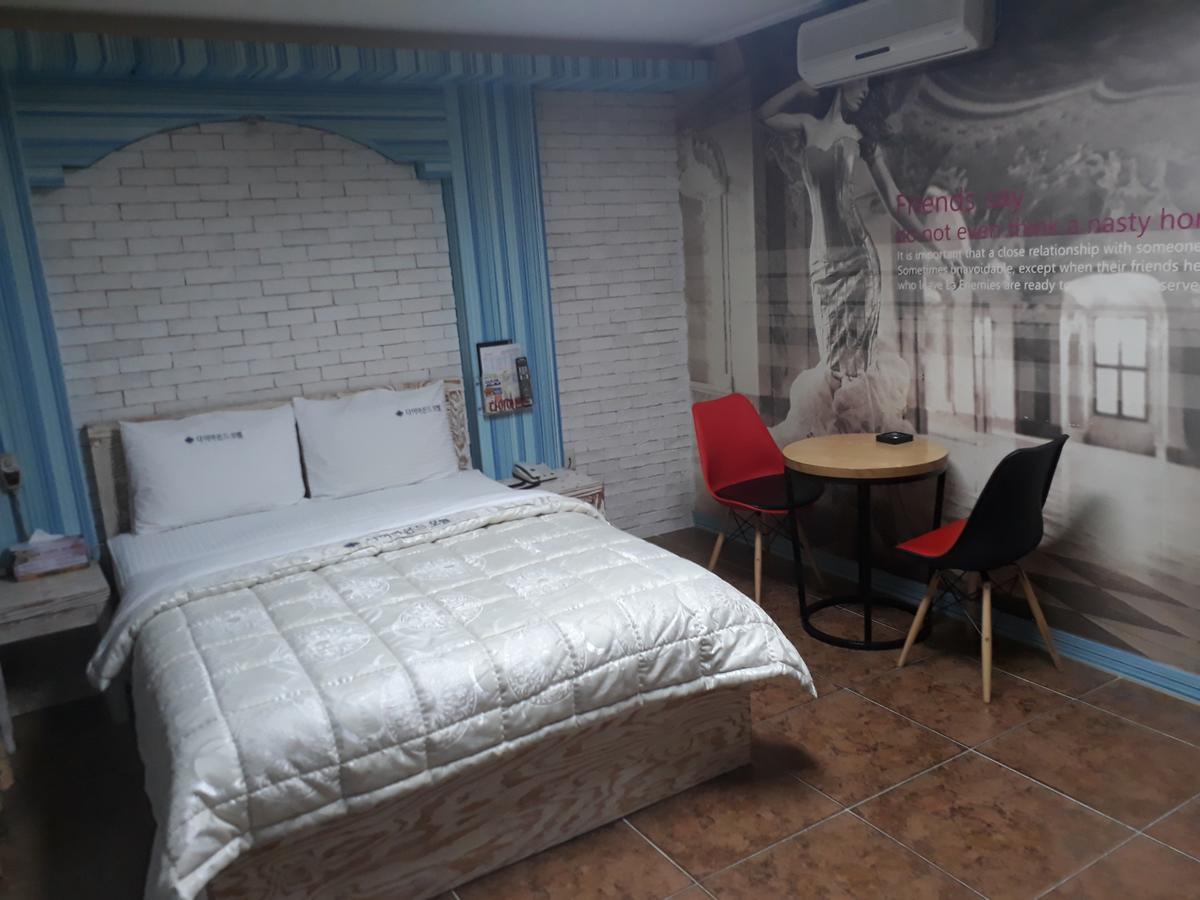 Diamond Motel 泗川市 エクステリア 写真