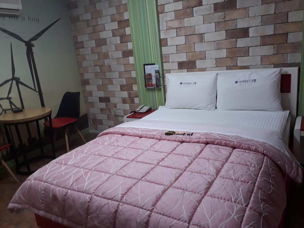 Diamond Motel 泗川市 エクステリア 写真